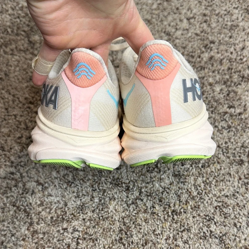 Hoka Clifton - Picture 3 of 7